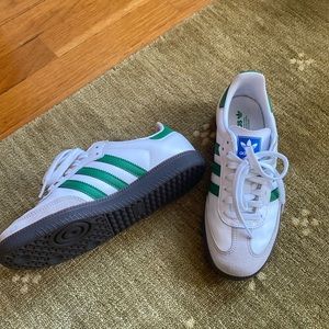 Adidas sambas - barely worn